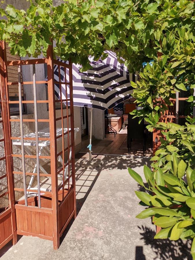 Isabele Apartment Brodarica  Exterior photo